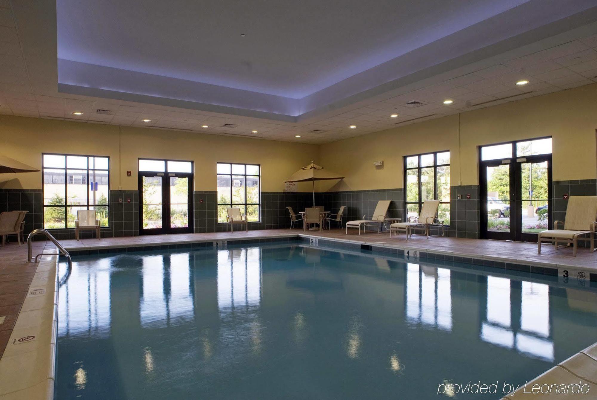 Hampton Inn By Hilton Garden City Long Island Instalações foto
